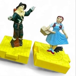 NWT Vintage 1998 Blockbuster Wizard of Oz Toy Figures